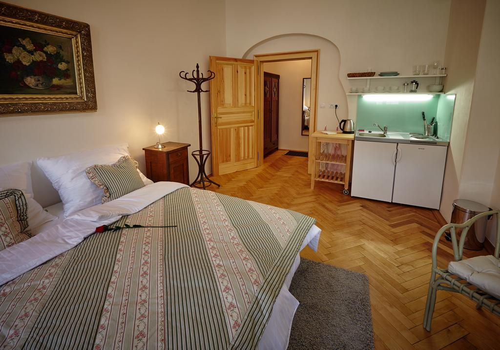 פראג Queen Bee Apartments חדר תמונה
