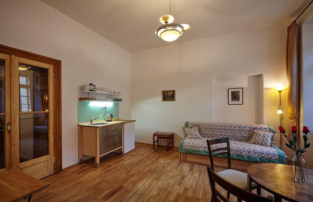 פראג Queen Bee Apartments חדר תמונה
