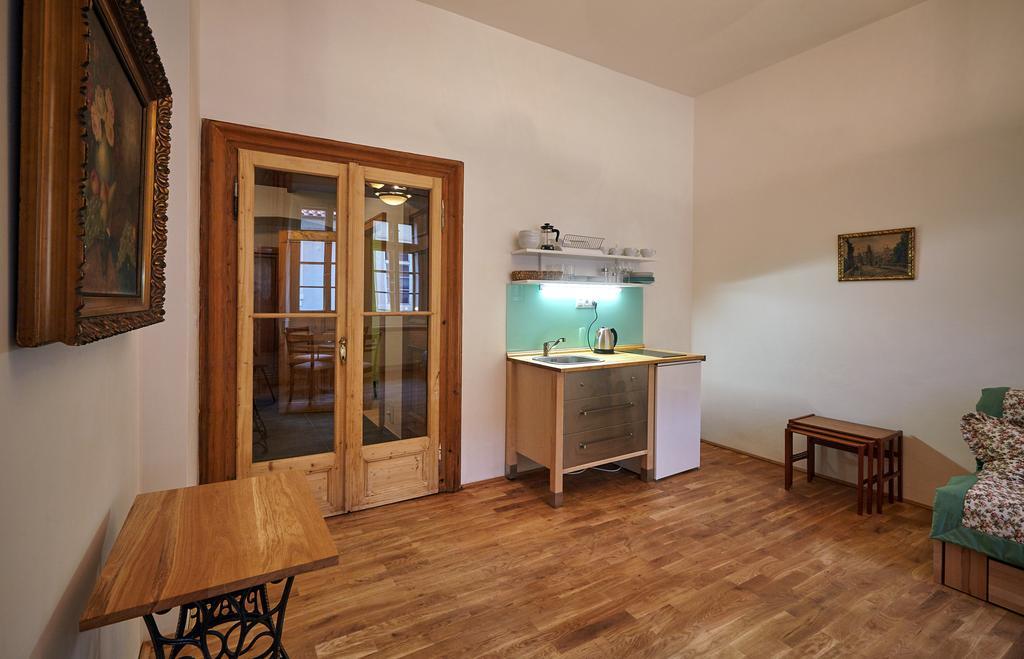 פראג Queen Bee Apartments חדר תמונה