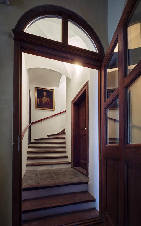 פראג Queen Bee Apartments מראה חיצוני תמונה
